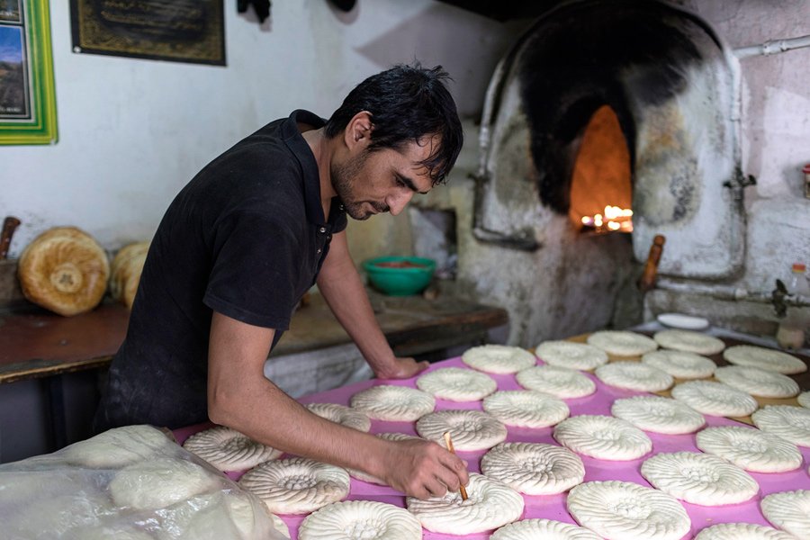 Po kruh k tradicionalnemu peku, Uzbekistan