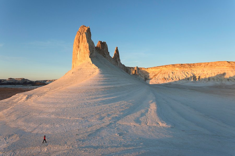 Pika na i – monumentalna Bozshira, Kazahstan