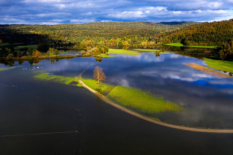 Potopljeno Planinsko polje in prazni Javorniki
