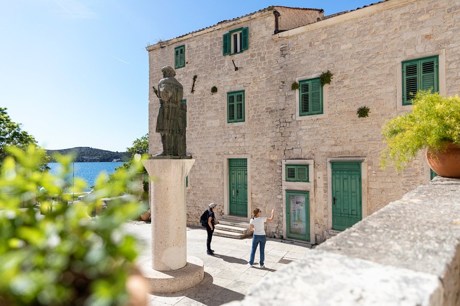Prvomajski Šibenik brez turistov, Hrvaška