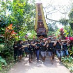 Pogrebna slovesnost v Tana Toraja, Sulawesi, Indonezija