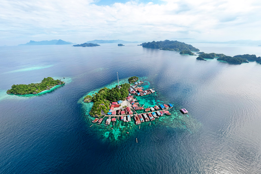Na obisk k Bajau laut in snorklanje na skritem grebenu, Sulawesi