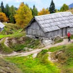 Malo greha, veliko miru – na poti k Adamu in Evi, Slovenija