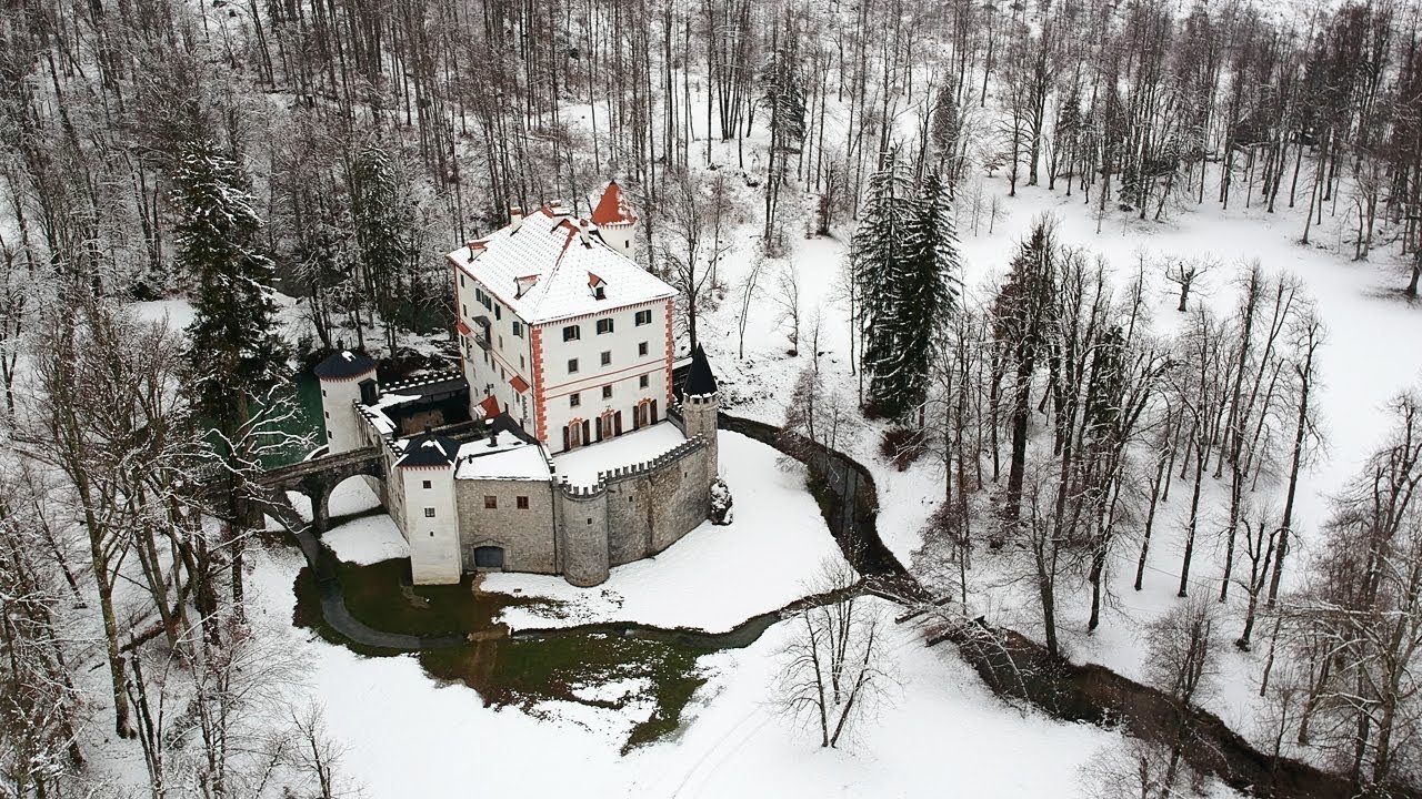Bloke in Snežnik s kanarčkovega zornega kota